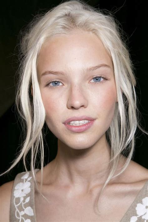 I Spy A Michael Kors Ss 14 Model White Blonde Hair Beauté Blonde Bleach Blonde Hair Platinum