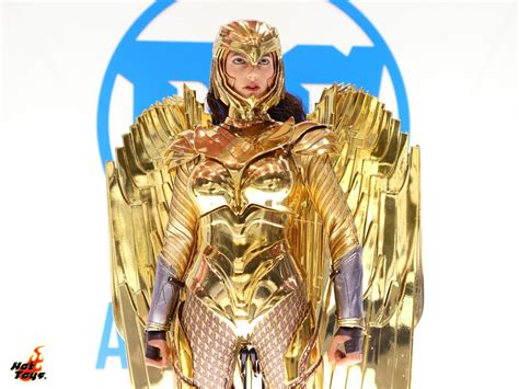 Sneak Peek Wonder Woman 1984 Golden Eagle Armor