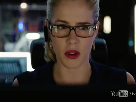 Arrow Season 3 Episode 5 Teaser Who Is Felicity Smoak The Hollywood Gossip