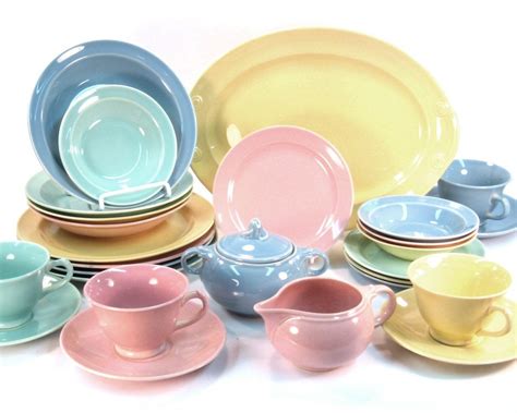 Vintage Lu Ray Pastels 28 Piece Dinner Service For Four 1947 To