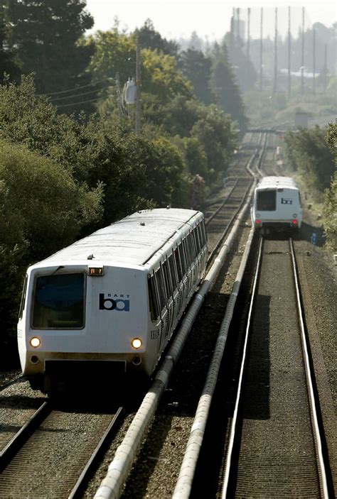 How To Find Out A New Bart Train Is Approaching Before You Even Reach