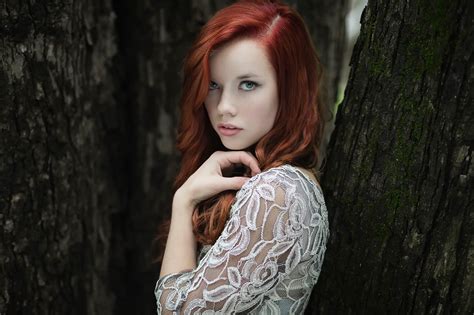 Women Redhead Looking Away Women Outdoors Forest Wallpaper Coolwallpapers Me