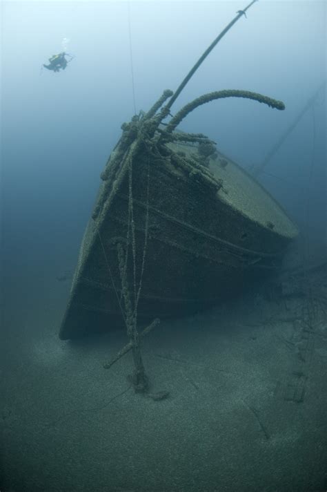Great Lakes Shipwrecks Maps Reveal An Underwater Graveyard Big Think