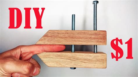 Size up lumber using flat sawn stock will end up yielding the strongest clamps, but i wouldn't get too hung up on this. Woodworking Hand Screw Clamp DIY - YouTube