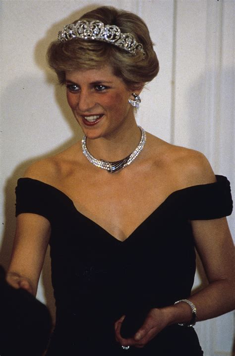 Princess Dianas Haircut Routine Popsugar Beauty