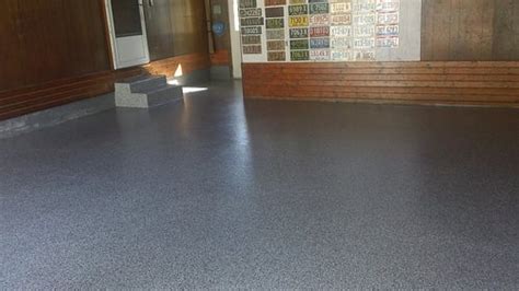 How much does it cost to epoxy garage floor? gfc