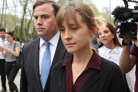 ‘smallville’ Actor Allison Mack Released From Prison For Role In Sex Trafficking Case Tied To