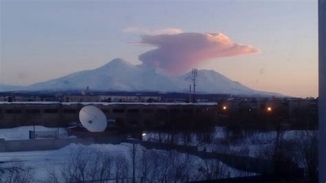 Kamchatka Zhupanovsky Volcano Eruption February 12 2016 Strange Sounds