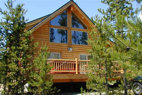 Silver gate lodging is located within a mile of the north east entrance to yellowstone. Three Bedroom Island Park Cabin in Island Park | Cabin ...