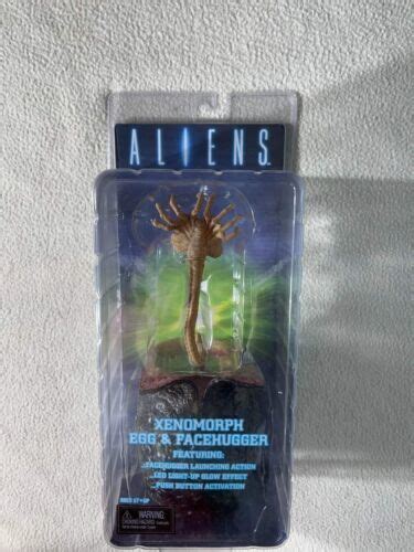 neca aliens xenomorph egg and facehugger launching action 4582544538