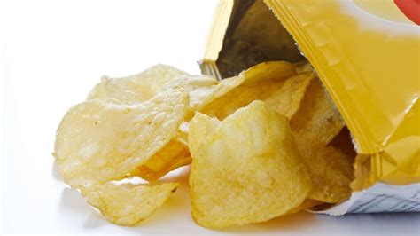 Life Hack For Sealing Potato Chip Bags Mental Floss