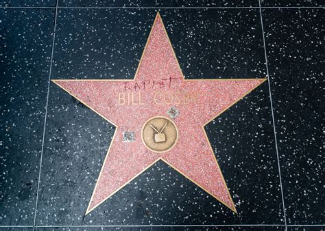 Ces Célébrités Détestées Ne Feront Pas Retirer D étoiles Du Hollywood Walk Of Fame Voici Pourquoi