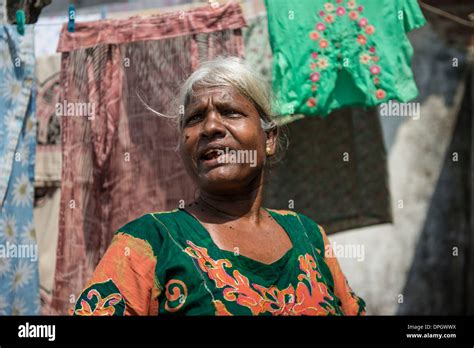 Sri Lankan Lady Hi Res Stock Photography And Images Alamy