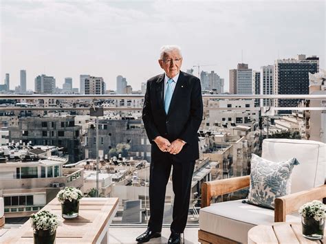 Australia’s Richest 250: Frank Lowy reaps a billion dollar harvest
