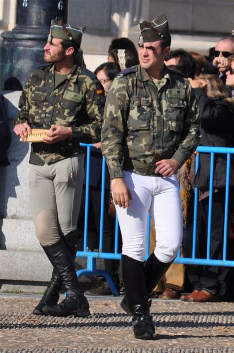 flic kr p aswrgg guardia real española spanish royal guard men s uniforms police