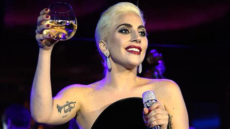 Lady Gaga Officially Starring In A Star Is Born Remake Kick 104