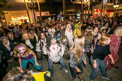 Zombies Will Invade The Linq In Las Vegas Pacevegas