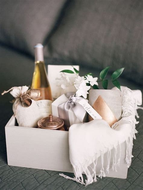 Unique Wedding T Basket Ideas