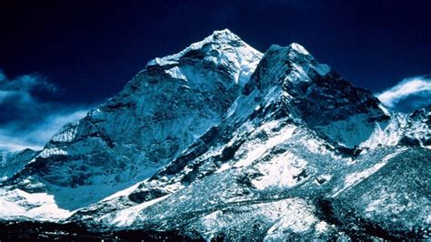 Mount Everest 4k Wallpaper Posted By John Thompson