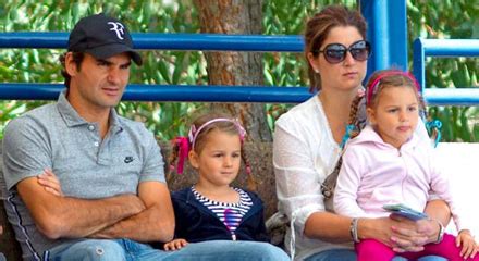 Roger federer verkündete die geburt der beiden mädchen ebenfalls bei twitter. Roger Federer: Seine Kinder machen die grosse Liebe zu ...