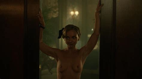 Christina Ricci Nude Z The Beginning Of Everything 2017 S01e04