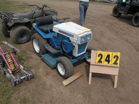 1969 Ford 100 Garden Tractor