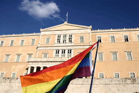 Τα λοατκι άτομα, ιδίως οι τρανς και τα άτομα που δεν συμμορφώνονται με ένα φύλο, συχνά διατρέχουν τι κάνει η διεθνής αμνηστία για την προώθηση των δικαιωμάτων των λοατκι ατόμων Συστάθηκε επιτροπή Εθνικής Στρατηγικής για την Ισότητα των ...