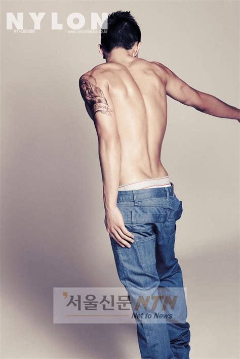 In My Opinion This Is Sexier Than Any Pic Of His Absjay Park