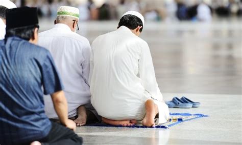 Muslim pro diakui oleh jutaan umat islam di seluruh dunia sebagai aplikasi waktu sholat paling akurat berdasarkan lokasi anda saat ini dengan beragam pengaturan yang tersedia (sudut). Hukum Mengumpulkan Dua Waktu Solat | Jom Dakwah