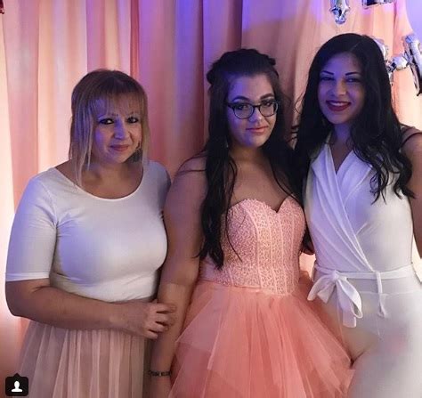 Virág, nővéréhez hasonlóan állítólag korábban úgy döntött, hogy ő is fogyókúrába kezd. Gáspár Evelin tevepatája nem hagyja nyugodni a rajongókat ...