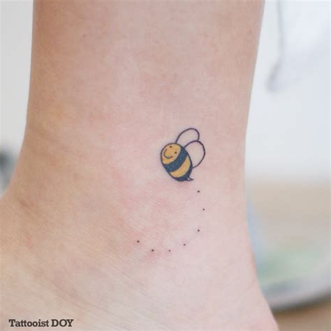 40 Adorable Itty Bitty Ankle Tattoos Tattooblend
