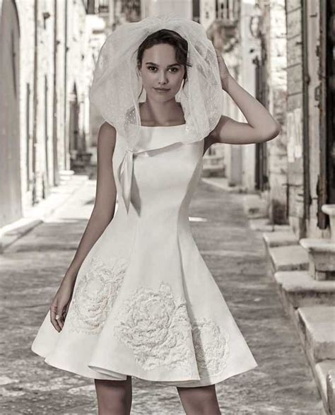 Abiti da sposa corti 2020: Abiti da sposa corti 2020: 100 modelli bellissimi nel 2020 | Abiti da sposa corti