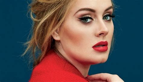 watch adele s makeup artist shows how to do her signature look