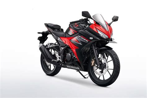 From 150 to 1000 cc, they have all segments cbr motorcycles for the bikers. MY2019 Honda CBR150R ABS revealed for Indonesia