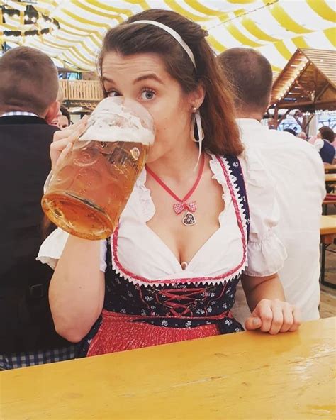 Pin By Marco Albertazzi On Oktoberfest Beer Girl Oktoberfest Beer Beer Fest