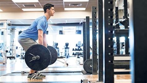 Public Gyms Outpace Their Private Rivals