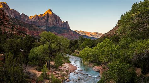The Watchman And Virgin River At Sunrise Zion National Park Utah Usa
