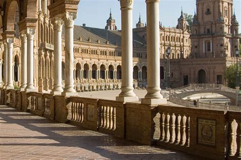 An idyllic world close to the border of the outer rim territories, naboo is inhabited by peaceful humans known as the naboo, and an indigenous species of intelligent amphibians called the gungans. Гид по местам съемок «Звездных войн» - Афиша Daily