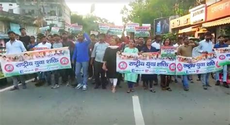 Death of girl set on fire after denying marriage proposal sparks