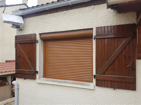 Maybe you would like to learn more about one of these? Pose volet roulant aluminium à Andilly