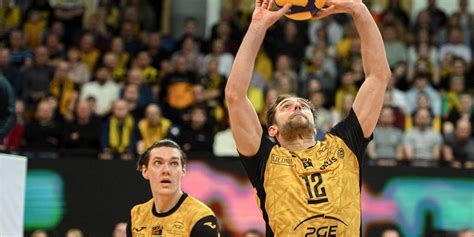 Grzegorz Omacz Z Nowym Kontraktem W Pge Giek Skrze Be Chat W Plusliga