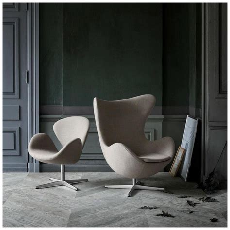 The egg™ was a significant component of jacobsen's overall grand master plan for the royal hotel. Egg Chair 3316 - Arne Jacobsen - Replica