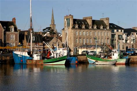 There are 5 ways to get from rennes to paimpol by train, bus, rideshare or car. The Paimpol city photos and hotels - Kudoybook