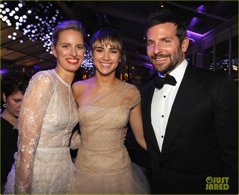 Bradley Coopers Oscars 2014 Date Girlfriend Suki Waterhouse Photo 3064614 Bradley Cooper