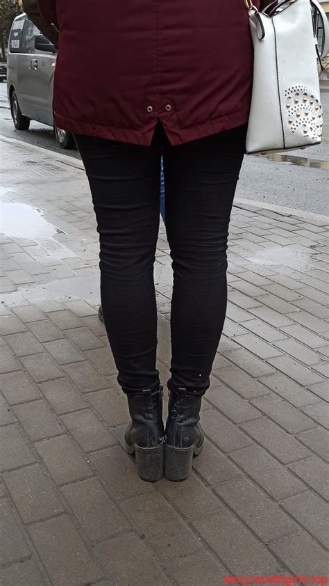 Legs In Tight Jeans Street Photo Sexy Candid Girls