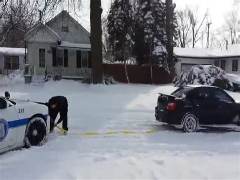 Subaru Wrx Pulls Stuck Police Car Out Of Snow Video