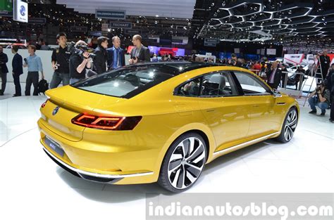 2015 Volkswagen Sport Coupe Concept Gte Rear Three Quarter View At 2015