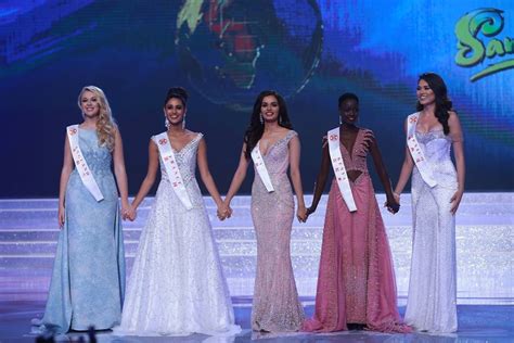 Miss India Wins 2017 Miss World Pageant Photos