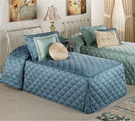 If winter is spreading around only snowflakes, and spring is spreading colorful flowers…what kind of feelings does the bedroom in your home spread around? Update: Where to find quilted fitted bedspreads - now in ...