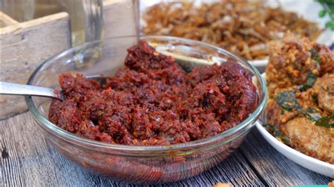 This recipe is from poh & co. Secret Nasi Lemak Sambal Chilli Recipe 椰浆饭辣椒 Inspired by ...
